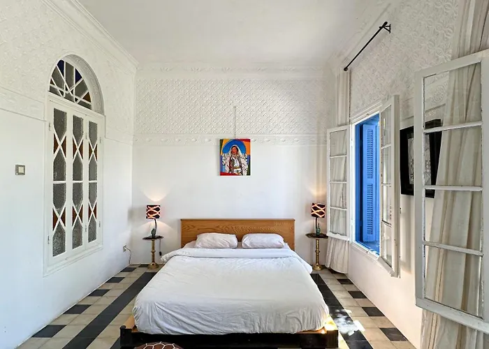 Mar Y Montana House